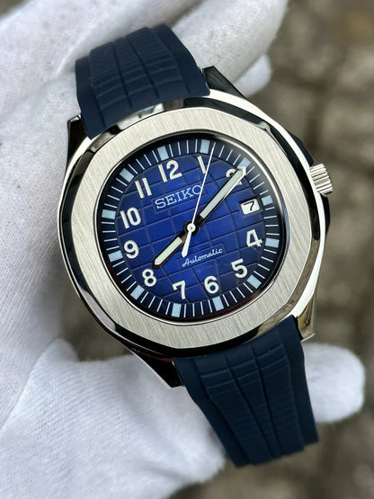 Blue Dial Aquanaut Mod